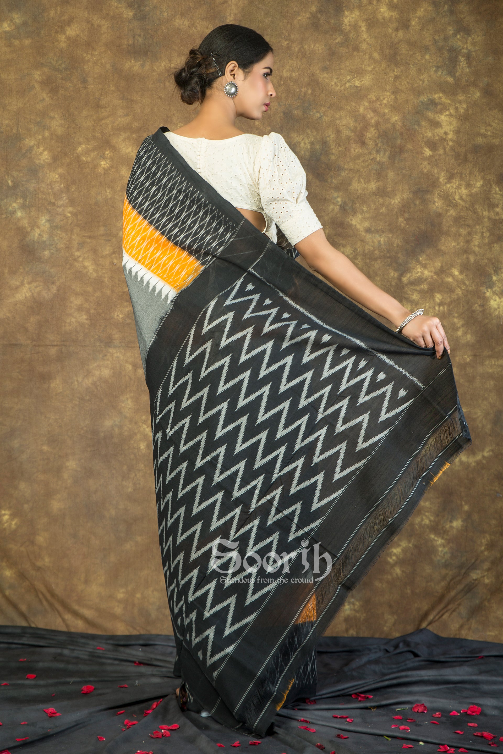 Handloom Mercerised Cotton Single Ikkat Saree