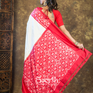 Offwhite Red Plain Body Pochampally Double Warp Ikkat Silk Saree