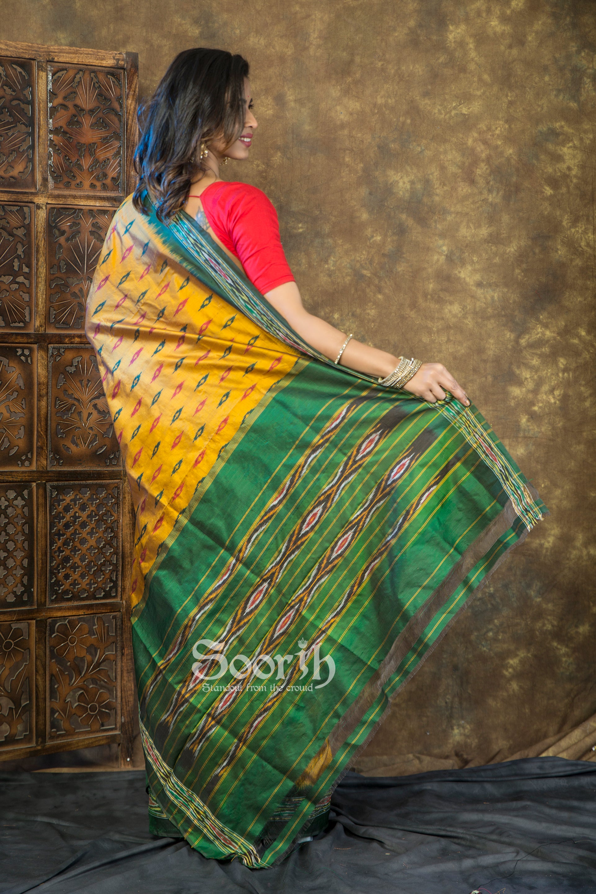 Single Ikkat Silk Saree