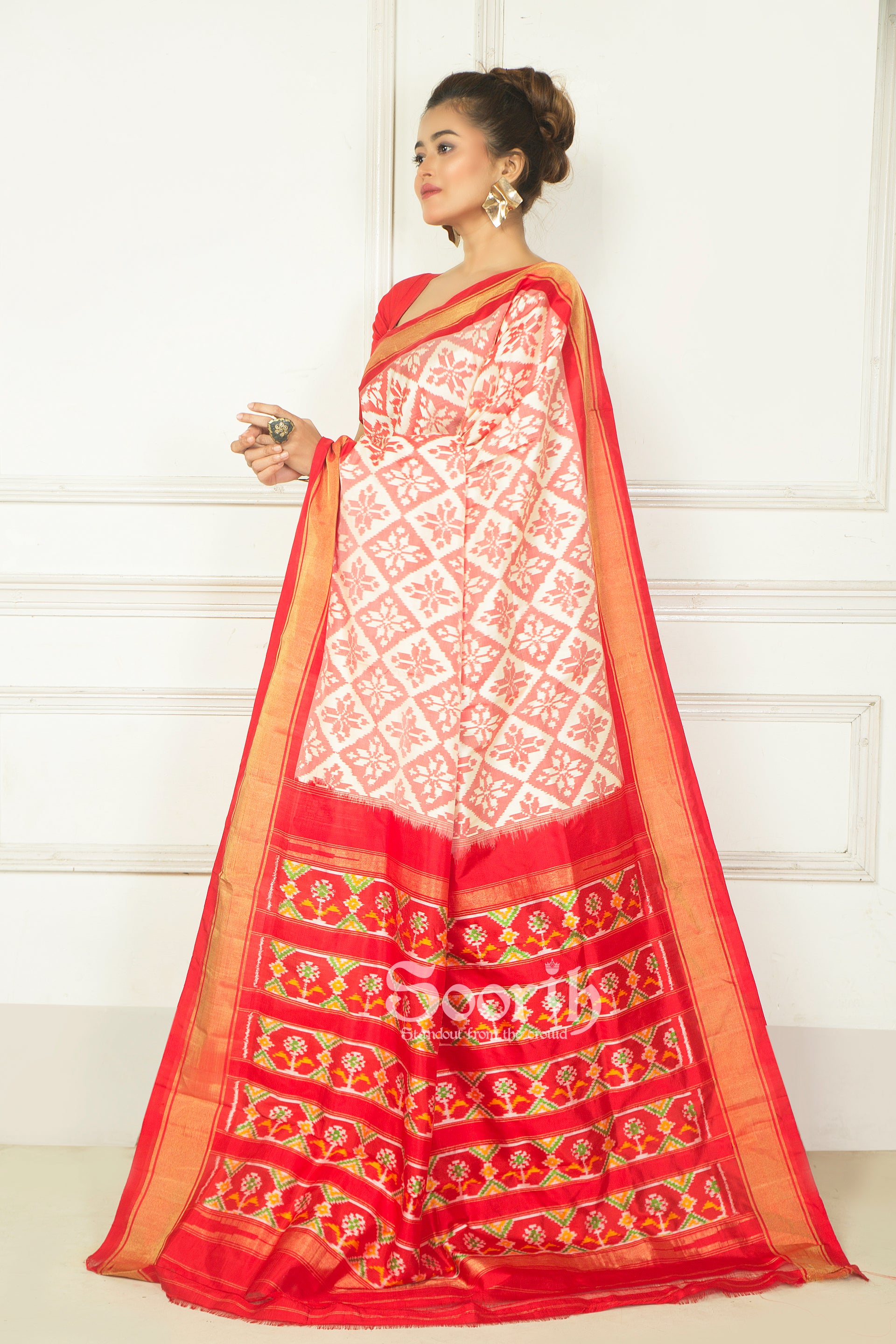 Red White Allover Work Pochampally Double Warp Ikkat Silk Saree