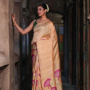 Oyster Opulence Saree - Magenta