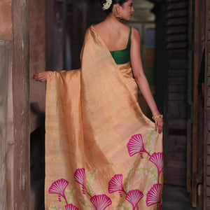 Oyster Opulence Saree - Magenta