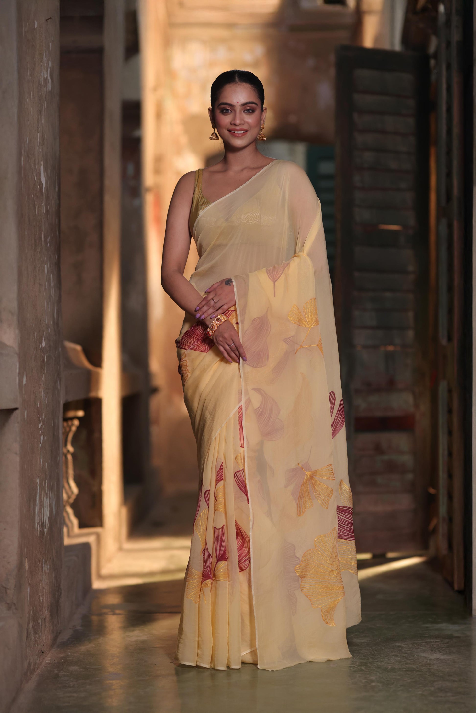 Aurea Petals Saree - Maroon