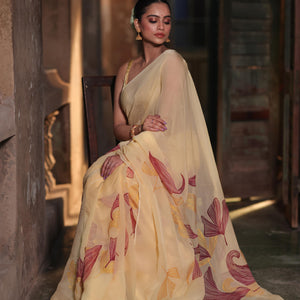 Aurea Petals Saree - Maroon